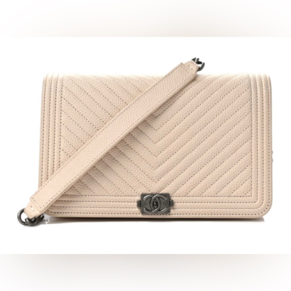 Caviar Chevron Quilted Boy Wallet On Chain WOC Light Beige